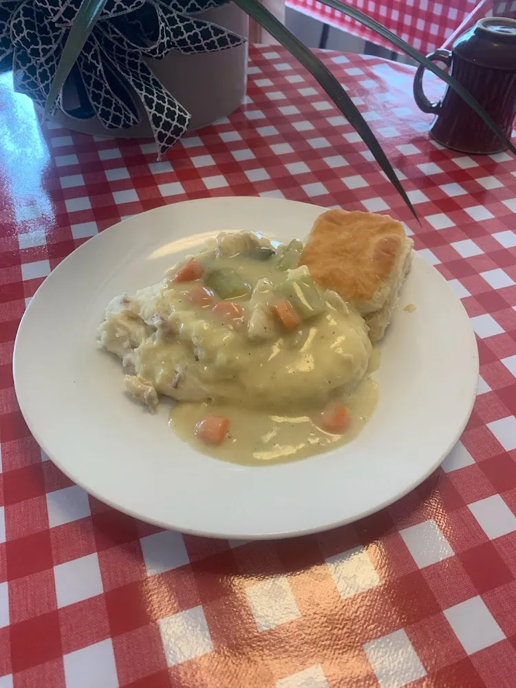 Sausage Gravy Biscuits